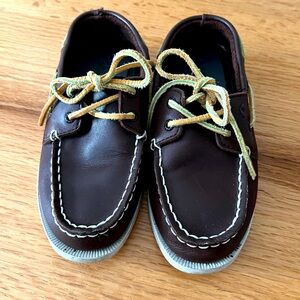 Boys Sperry boat shoes